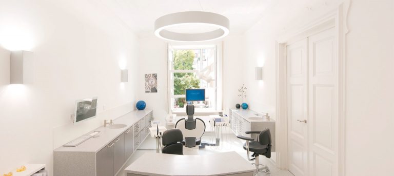 Moderne Zahnarztpraxis in München